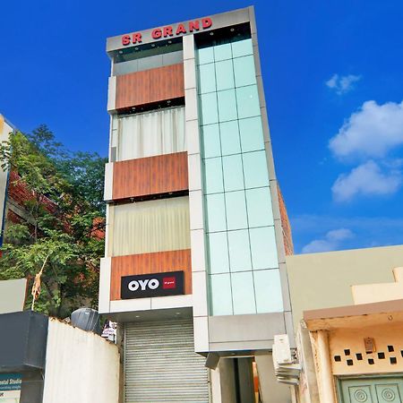 Hotel O Sr Grand Gorakhpur Zewnętrze zdjęcie