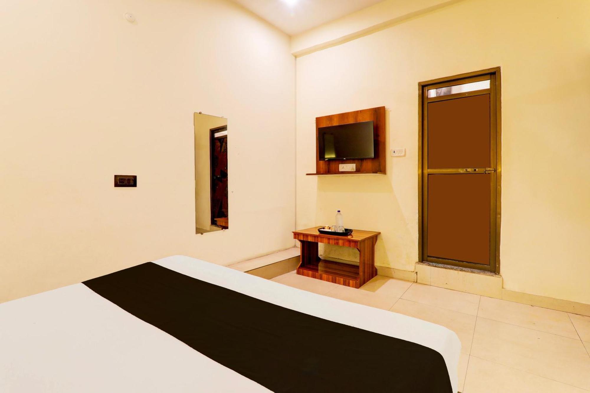 Hotel O Sr Grand Gorakhpur Zewnętrze zdjęcie