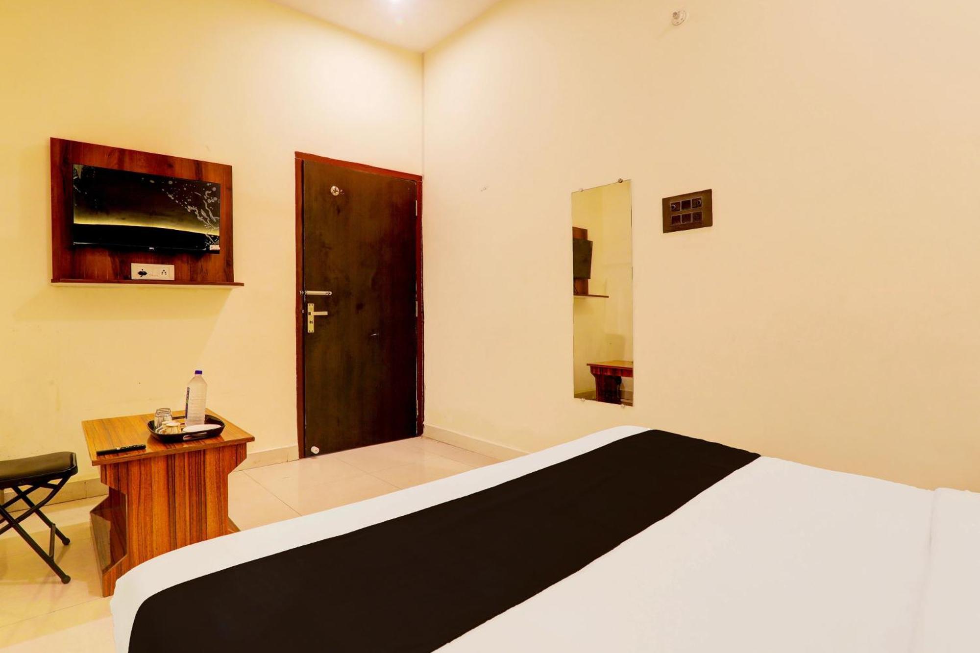 Hotel O Sr Grand Gorakhpur Zewnętrze zdjęcie