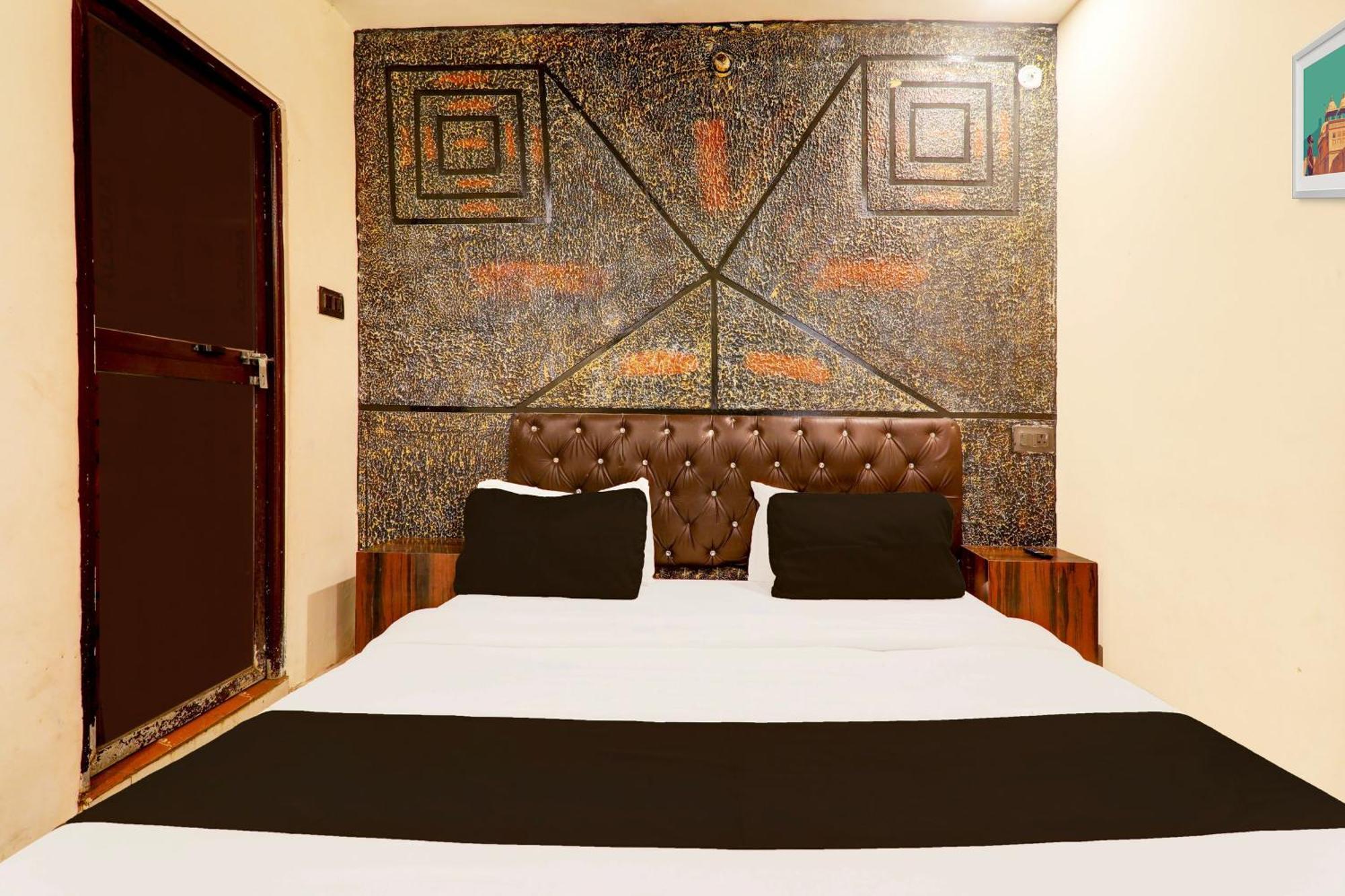 Hotel O Sr Grand Gorakhpur Zewnętrze zdjęcie
